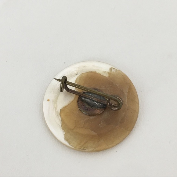 Vintage Mother of Pearl Heart Earrings and Circle Brooch Old Estate Jewelry Lot - Picture 4 of 11